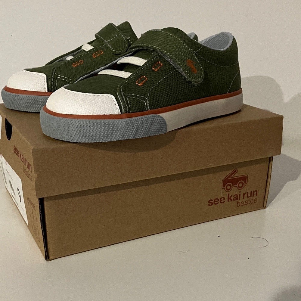 NEW See Kai Run Kids Green/olive Sneakers